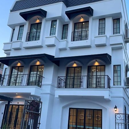 Casa Luna Bangkok Exterior foto